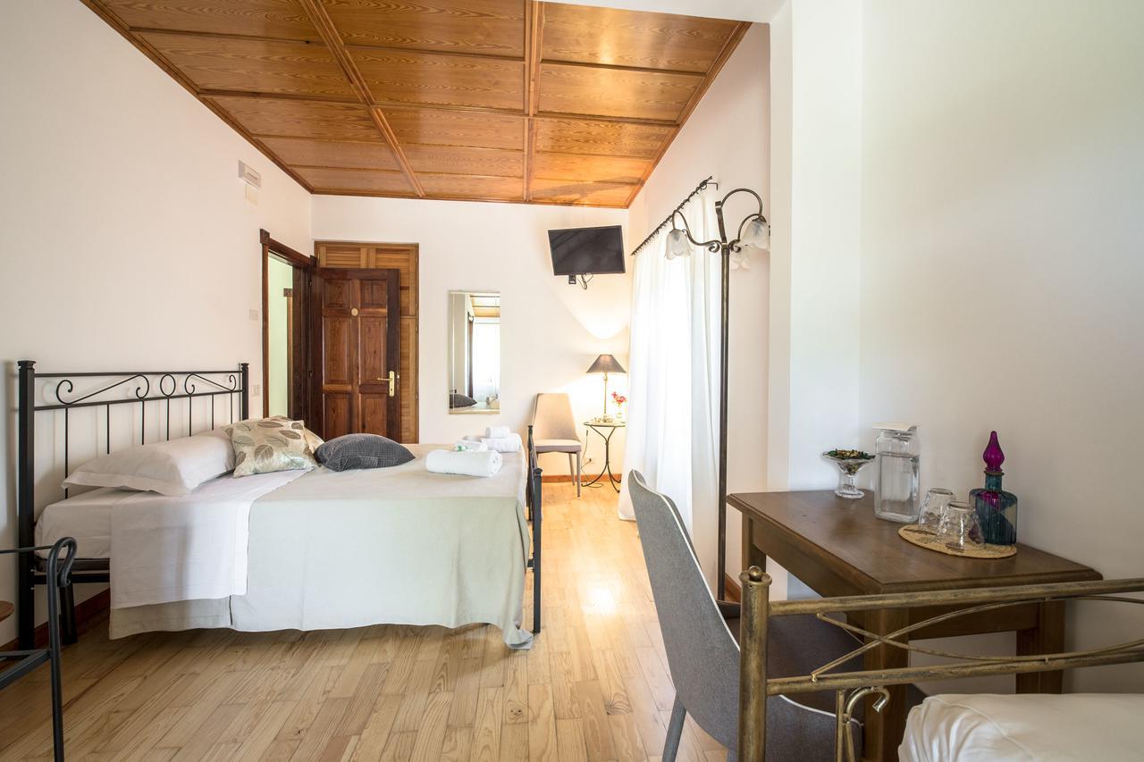 Villa Montegenco Comunanza エクステリア 写真